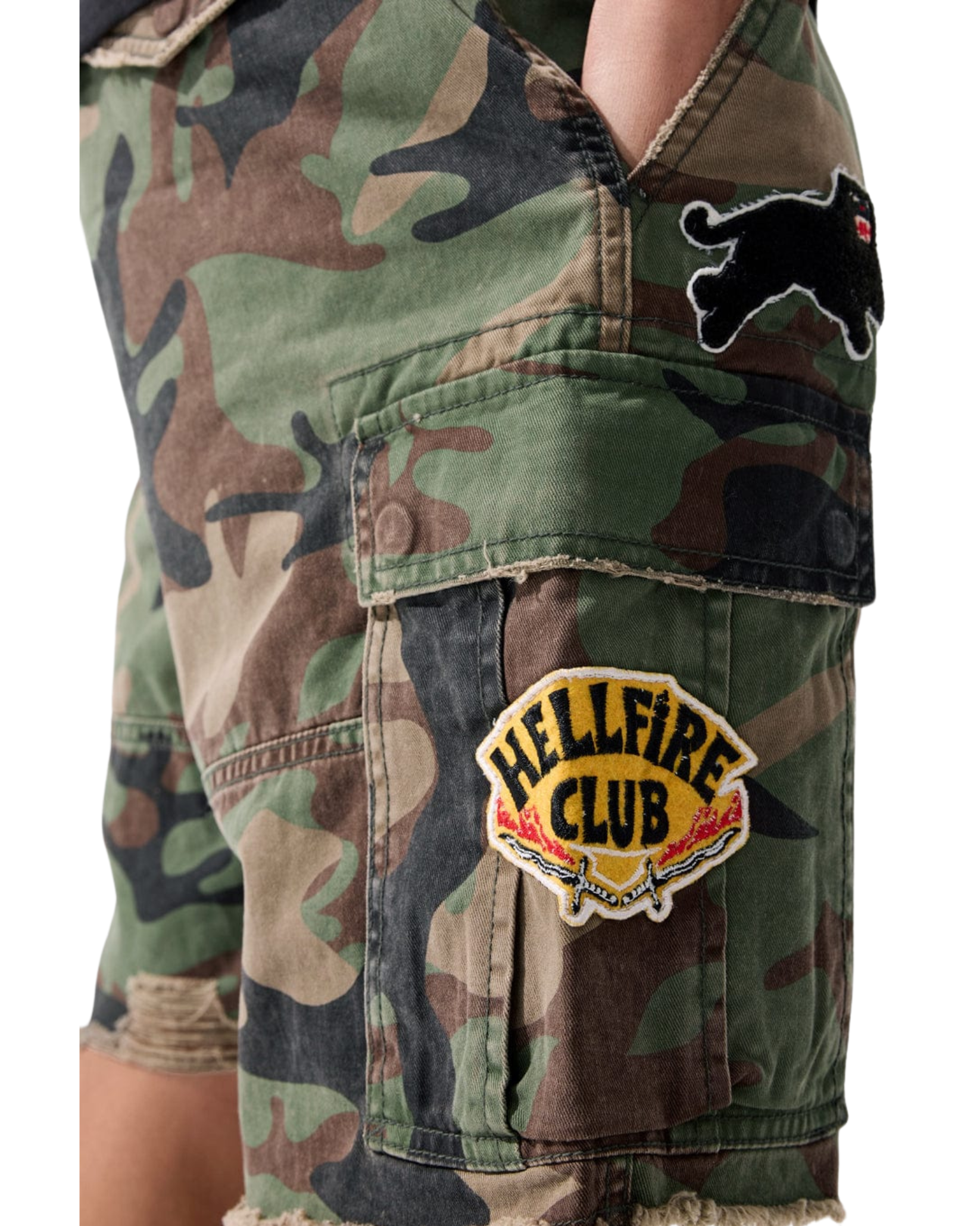 War Angel Cargo Shorts 4425